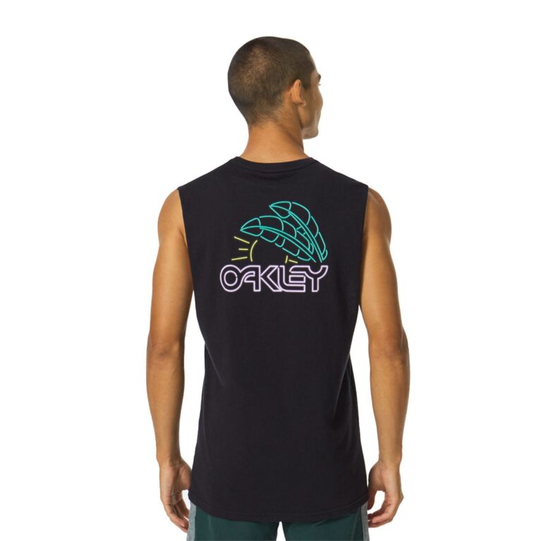 Sunrise B1B Tank, Blackout